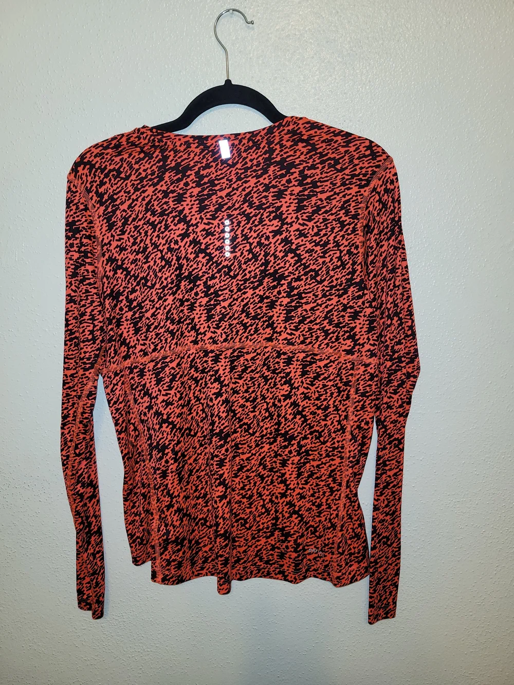 Nike Long Sleeve Dri-FIT Running Top - Red/Black Print Large